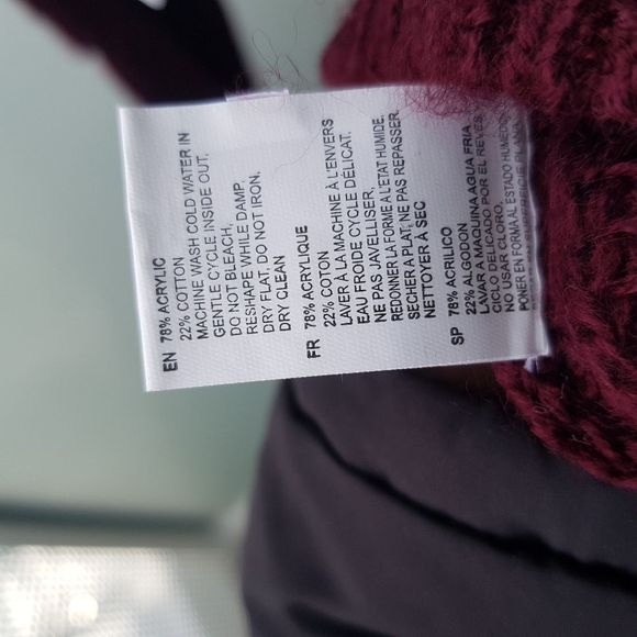 NWT Retrod oversized women warm and cozy sweater size small - Picture 9 of 9